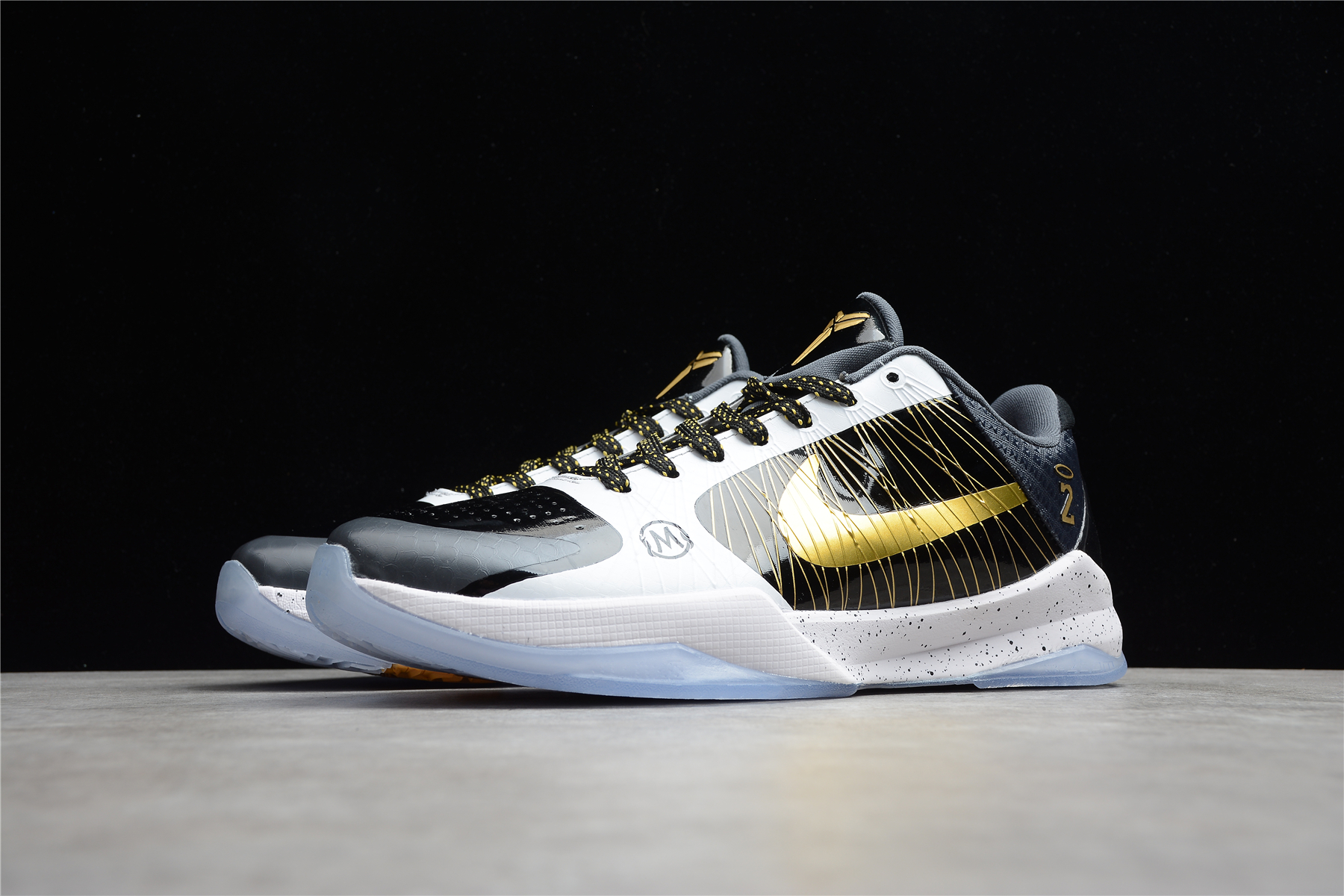 Nike Kobe 5 Black and gold